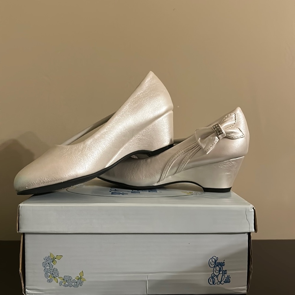 SWEÁ PEA & LILLI Girls Wedge Shoes Ivory